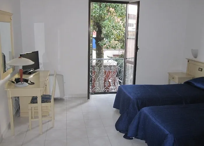 ホテル Vecchio Convento Bareggio